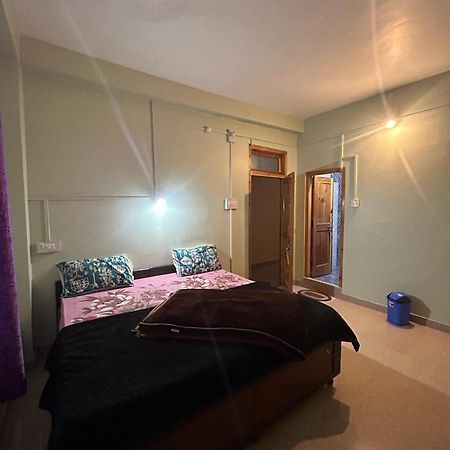 New Brahma Cafe Guest House Kalgha Екстер'єр фото