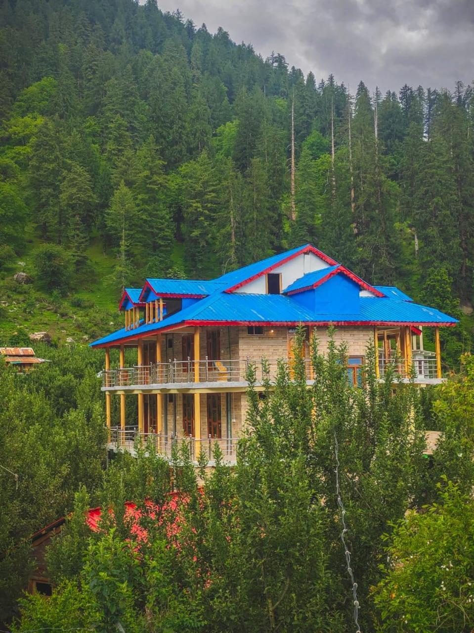 New Brahma Cafe Guest House Kalgha Екстер'єр фото