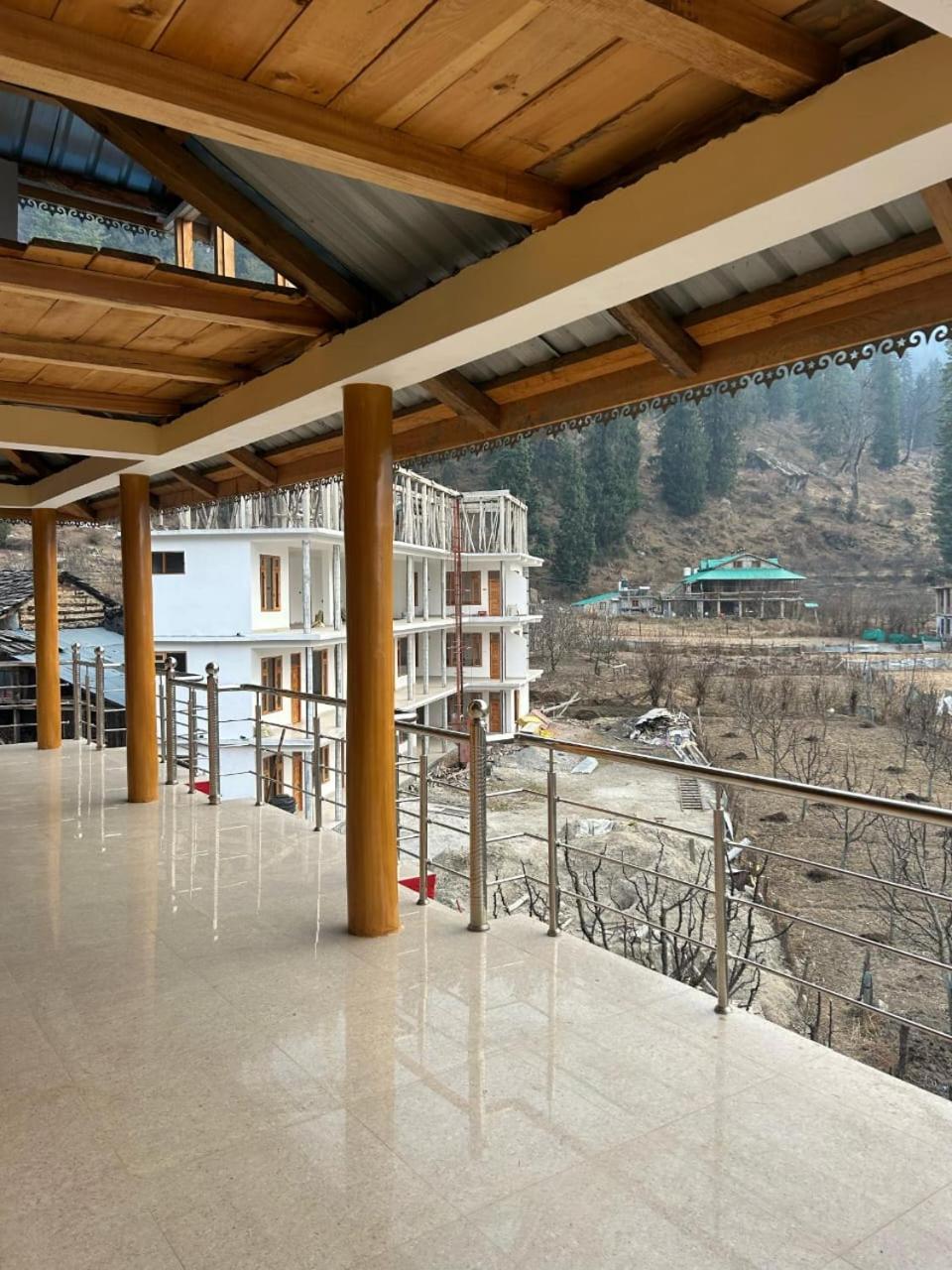 New Brahma Cafe Guest House Kalgha Екстер'єр фото